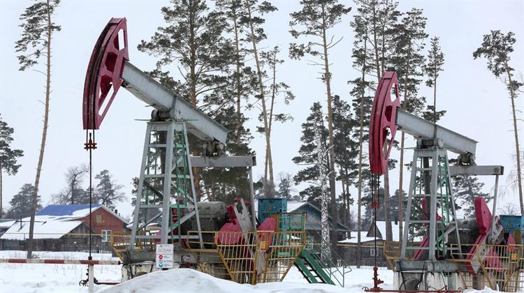 Στα Χαμηλότερα Επίπεδα Από τον Αύγουστο του 2020 τα Έσοδα της Ρωσίας Από Πετρέλαιο και Φυσικό Αέριο